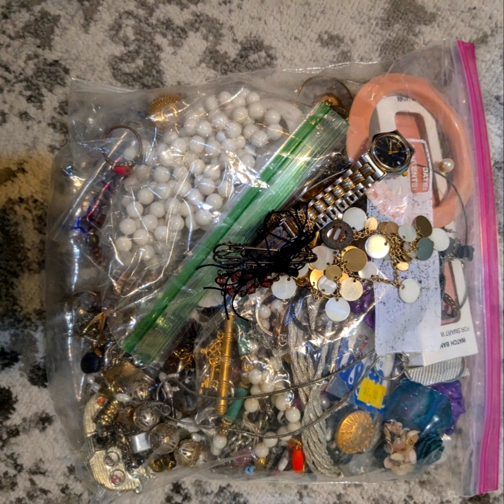 Mystery bag of jewelry